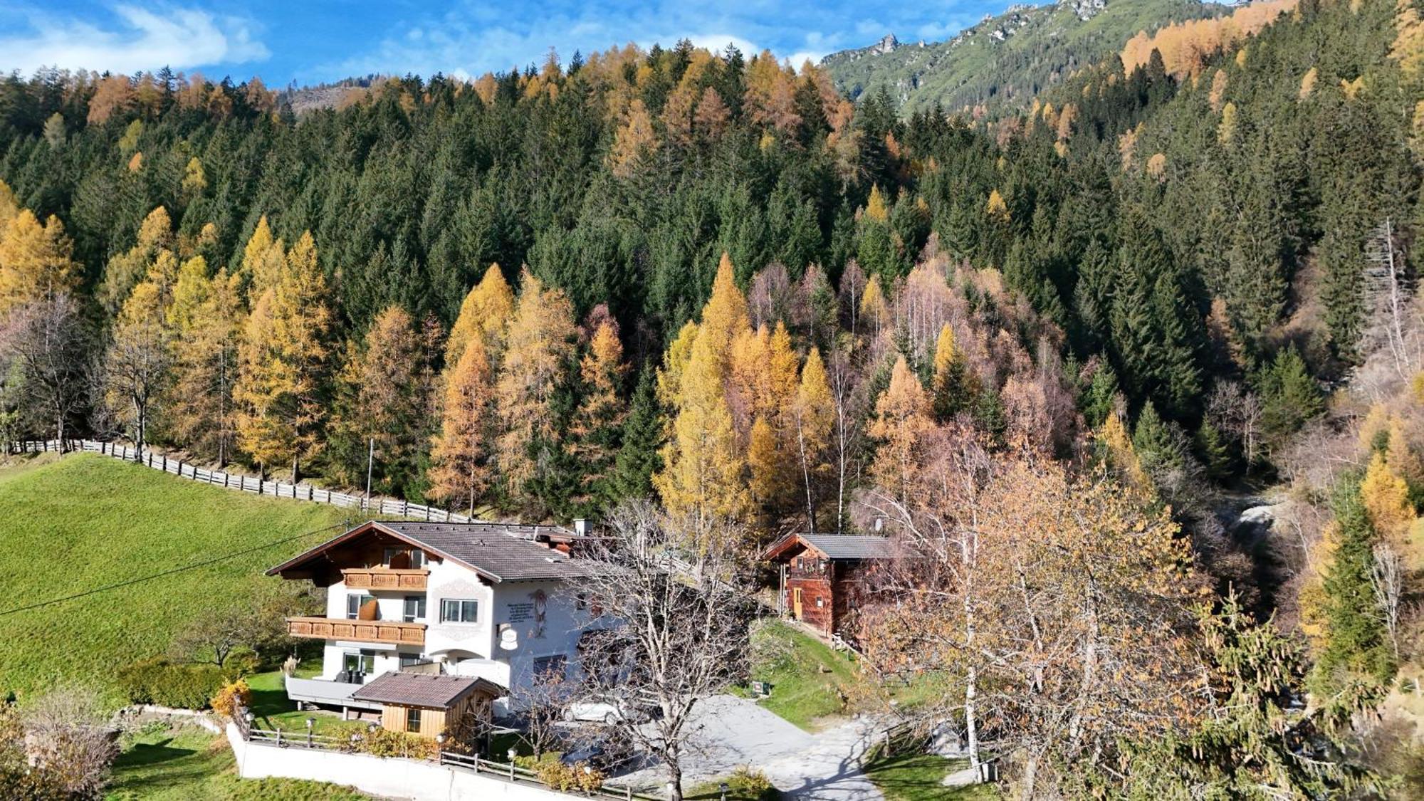Pension Riese Neustift im Stubaital Exterior photo